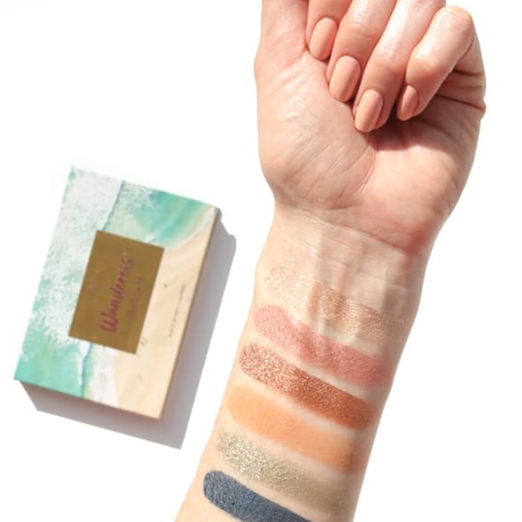❤️ 🆕 Wanderess Seascape Eyeshadow Palette - Picture 5 of 6